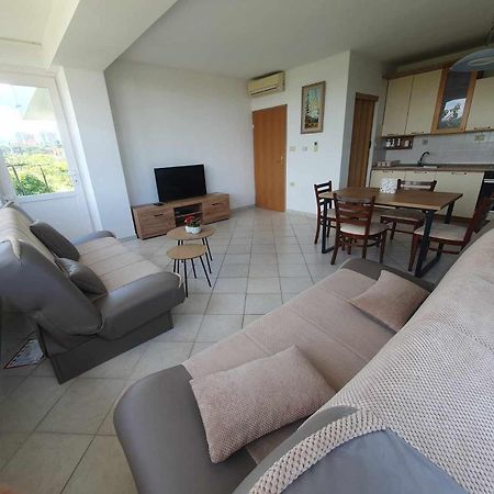 Apartma Lana21 Apartment Koper Bagian luar foto
