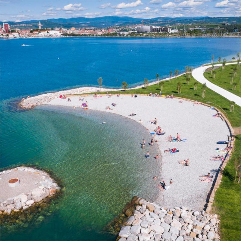 Apartma Lana21 Apartment Koper Bagian luar foto